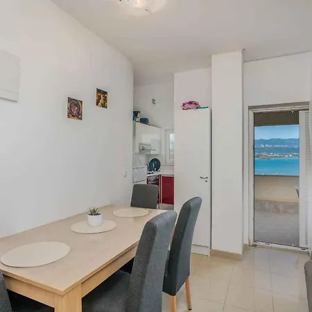 Beachfront In Cizici-insel Krk 57974 Apartmán *